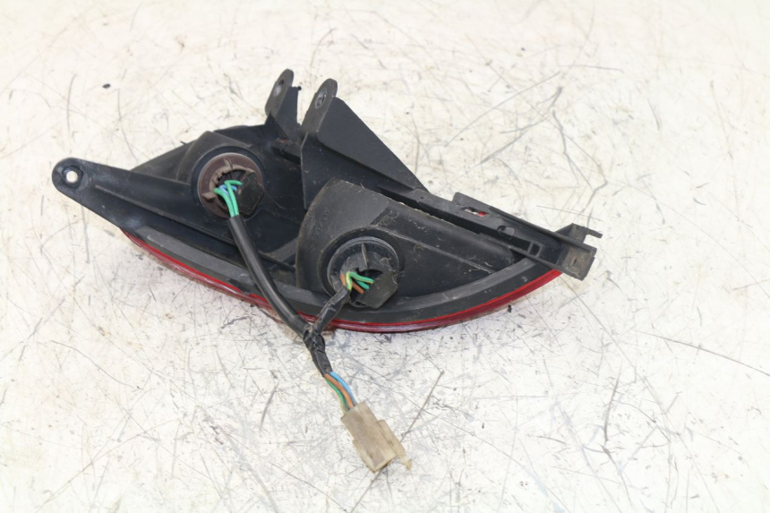 photo de FEU ARRIERE DROIT HONDA FES PANTHEON 2T 125 (1998 - 2002)