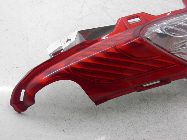 photo de FEU ARRIERE DROIT HONDA FES S-WING SWING 125 (2007 - 2015)