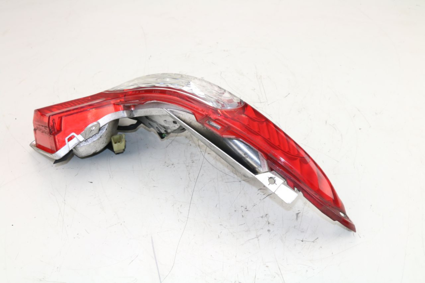 photo de FEU ARRIERE DROIT HONDA FES S-WING SWING 125 (2007 - 2015)