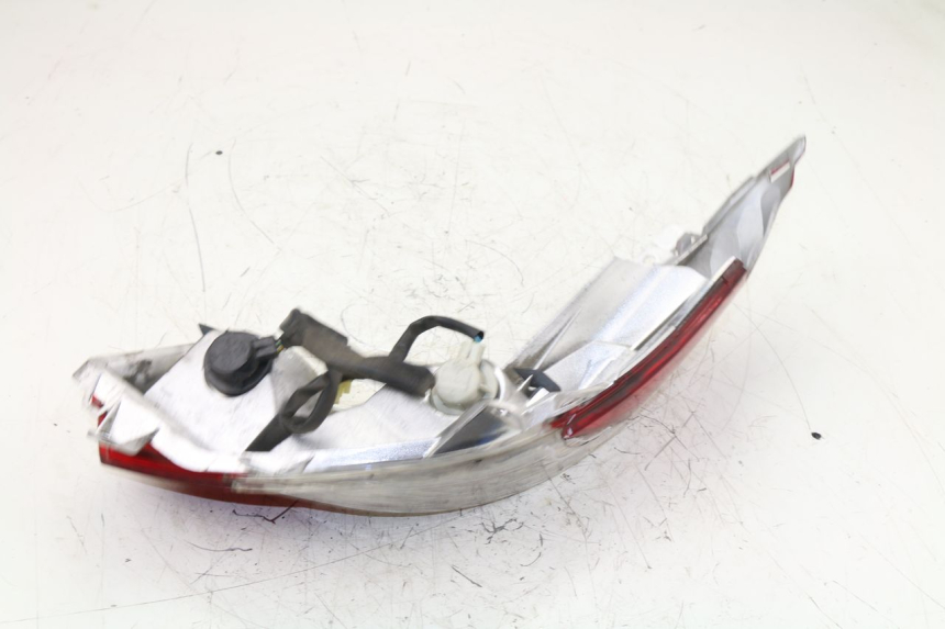 photo de FEU ARRIERE DROIT HONDA FES S-WING SWING 125 (2007 - 2015)