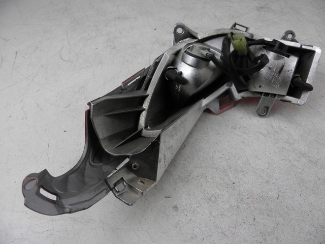 photo de FEU ARRIERE DROIT HONDA FES S-WING SWING ABS 125 (2007 - 2015)