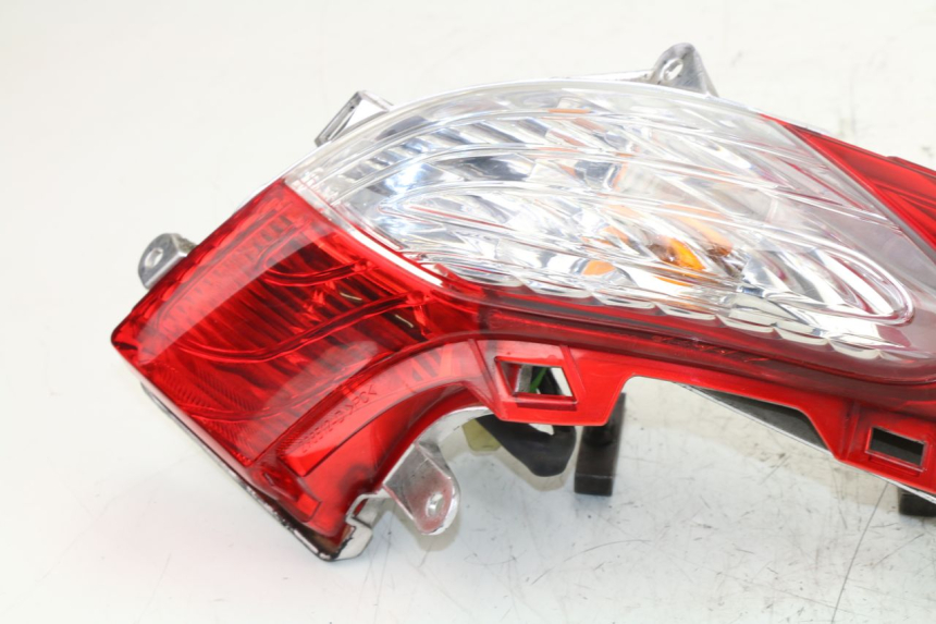 photo de FEU ARRIERE DROIT HONDA FES S-WING SWING ABS 125 (2007 - 2015)