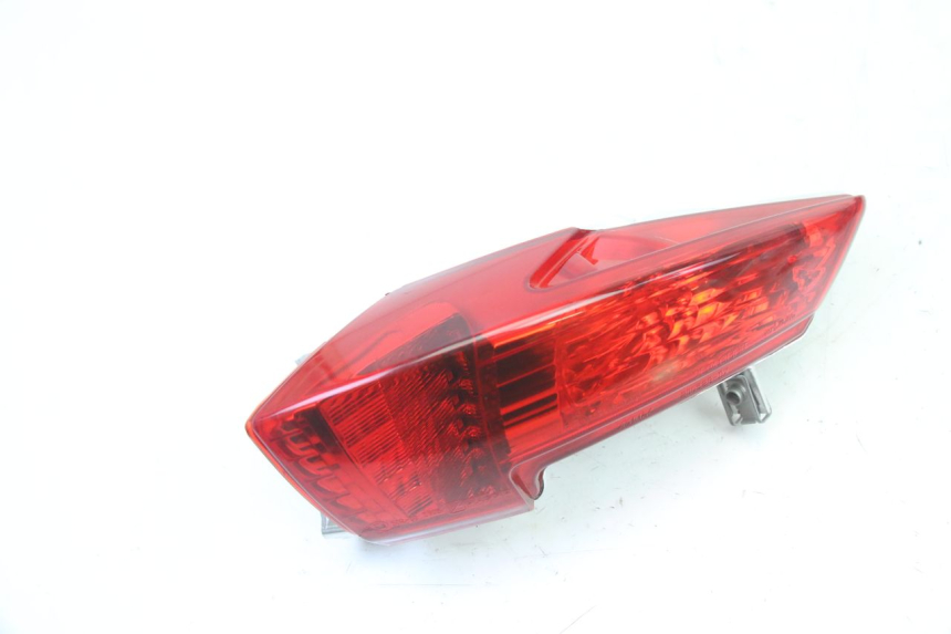 photo de FEU ARRIERE DROIT PIAGGIO MP3 HPE 310 (2024 - 2025)