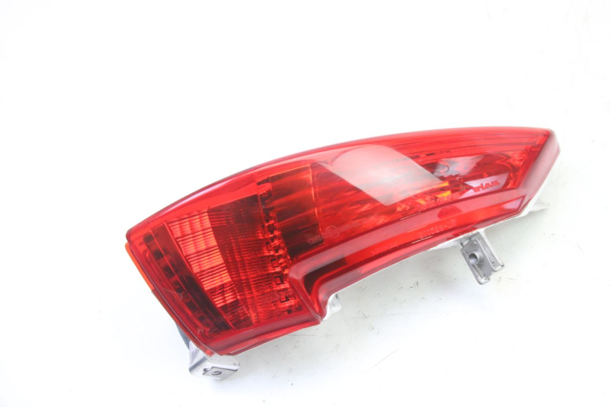 photo de FEU ARRIERE DROIT PIAGGIO MP3 HPE 310 (2024 - 2025)