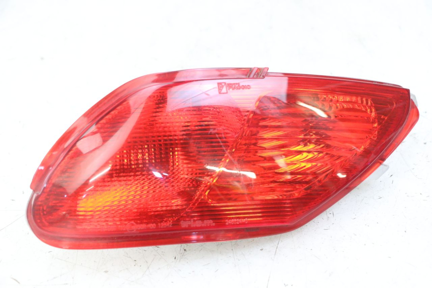 photo de FEU ARRIERE DROIT PIAGGIO MP3 LT 300 (2010 - 2016)