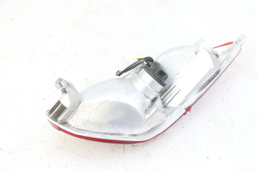 photo de FEU ARRIERE DROIT PIAGGIO MP3 LT 300 (2010 - 2016)