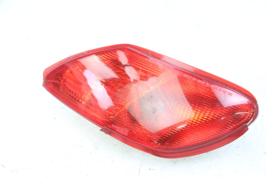 photo de FEU ARRIERE DROIT PIAGGIO MP3 LT 300 (2010 - 2016)