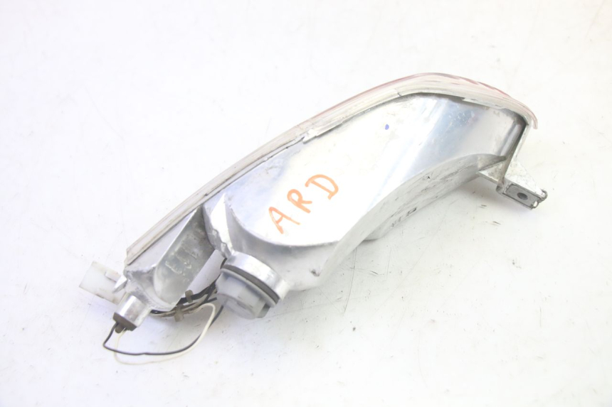 photo de FEU ARRIERE DROIT PIAGGIO MP3 LT 400 (2007 - 2012) - Vue d’ensemble