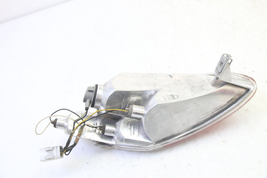 photo de FEU ARRIERE DROIT PIAGGIO MP3 125 (2006 - 2014)