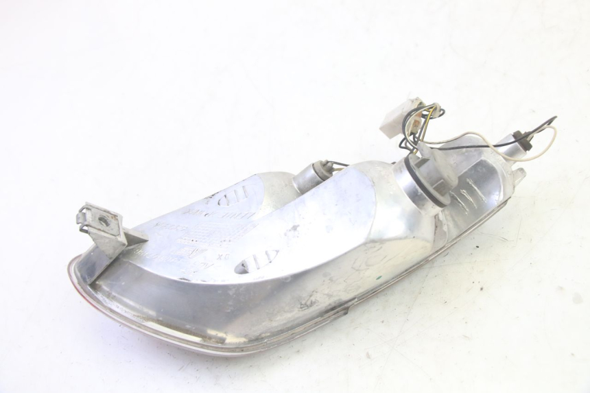 photo de FEU ARRIERE DROIT PIAGGIO MP3 125 (2006 - 2014)