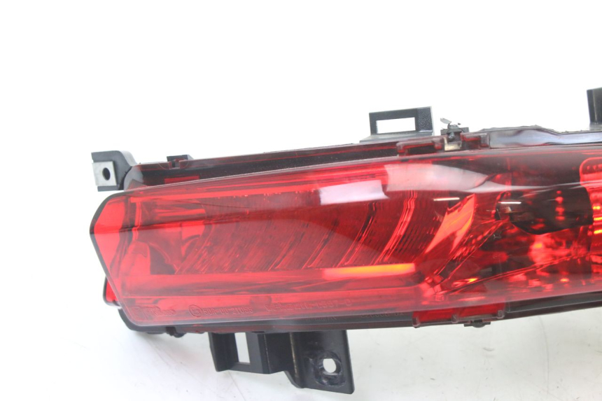photo de FEU ARRIERE DROIT PIAGGIO MP3 500 (2014 - 2016)