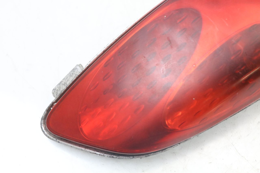 photo de FEU ARRIERE DROIT YAMAHA X-MAX XMAX 250 (2006 - 2009)