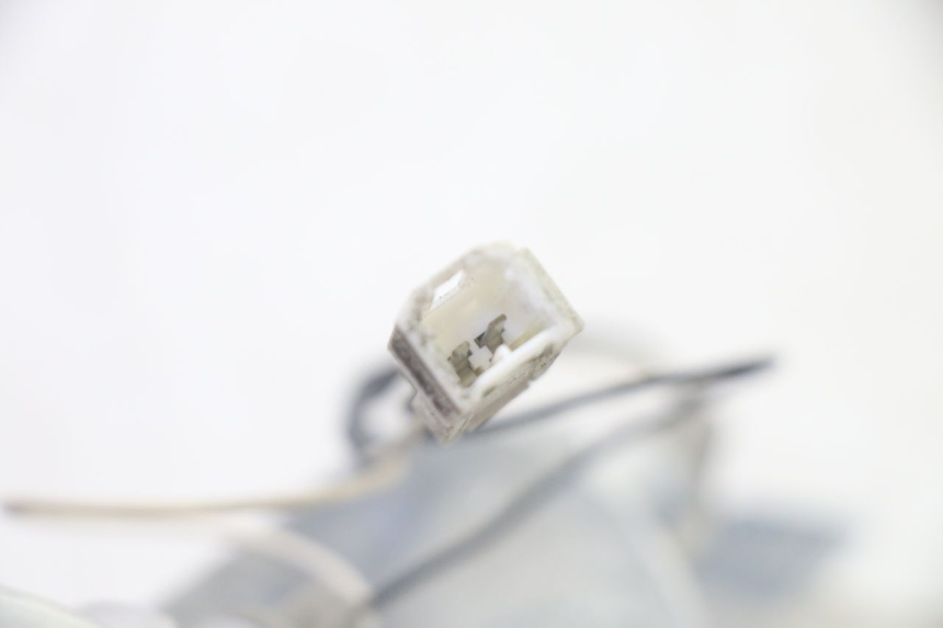 photo de FEU ARRIERE DROIT PIAGGIO XEVO - X EVO 125 (2007 - 2016) - Vue d’ensemble