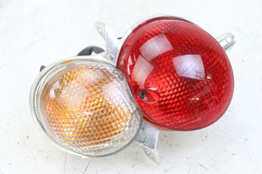 photo de FEU ARRIERE DROIT YAMAHA YP MAJESTY 125 (2007 - 2010) - Vue principale