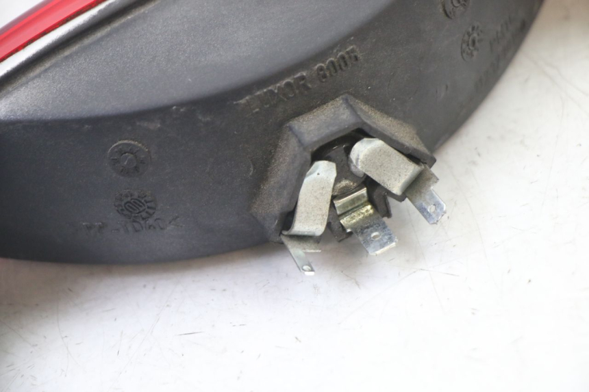 photo de FEU ARRIERE PEUGEOT ELYSEO 125 (1999 - 2004)