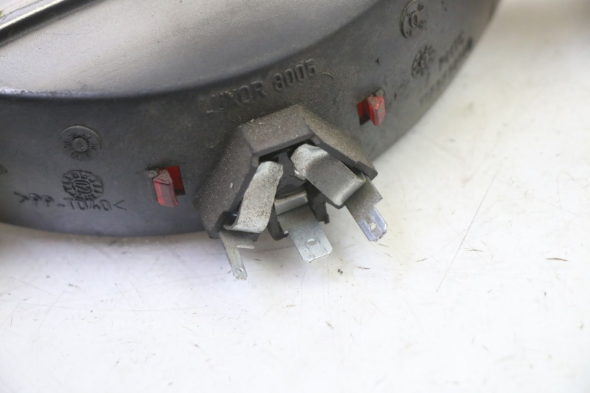 photo de FEU ARRIERE PEUGEOT ELYSTAR 50 (2002 - 2014)