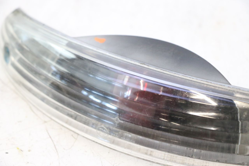 photo de FEU ARRIERE PEUGEOT ELYSTAR 50 (2002 - 2014) - Points de fixation