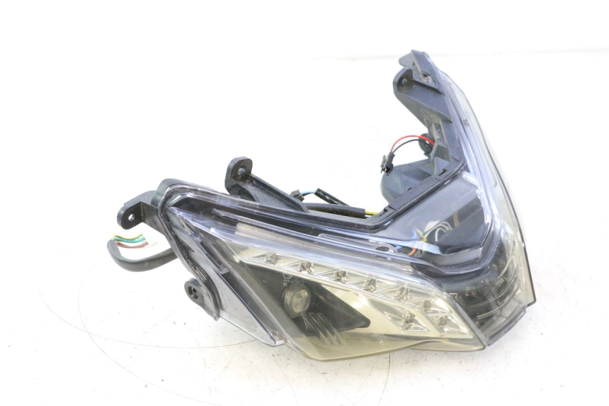 photo de FEU ARRIERE JM MOTORS EVOLIS 4T 50 (2018 - 2022) - Vue rapprochée