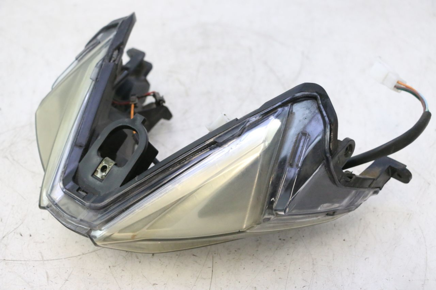 photo de FEU ARRIERE JM MOTORS EVOLIS 4T 50 (2018 - 2022) - Zoom état d’usage