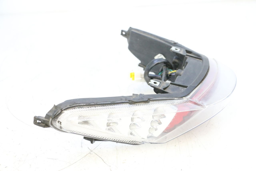 photo de FEU ARRIERE KEEWAY F-ACT FACT EVO 50 (2020 - 2026) - Détails caractéristiques