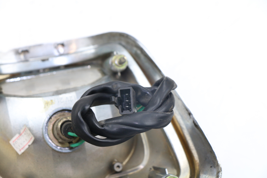 photo de FEU ARRIERE SYM FIDDLE 125 (2008 - 2010) - Zoom état d’usage