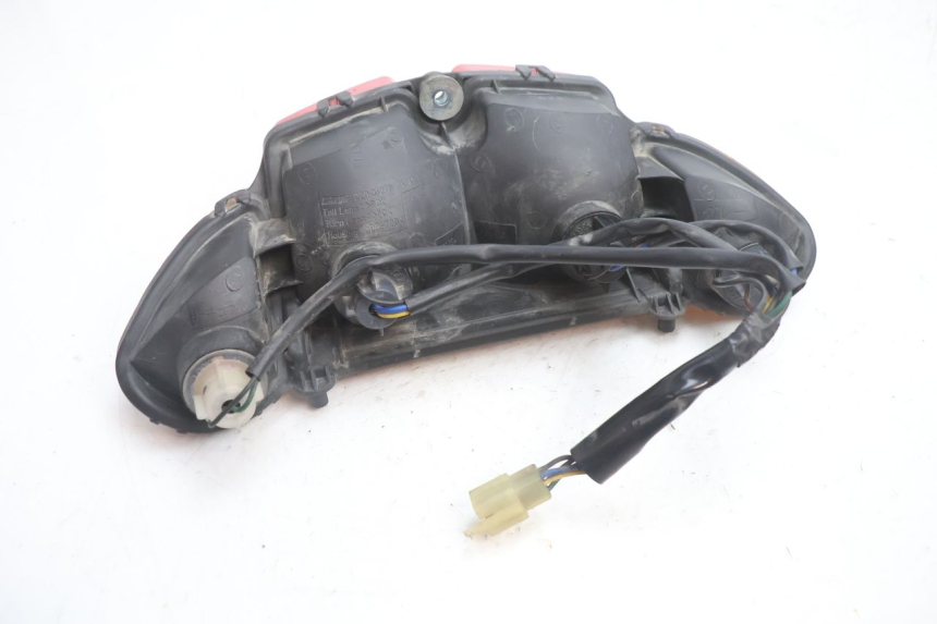 photo de FEU ARRIERE YAMAHA FJR 1300 (2001 - 2005) - Points de fixation