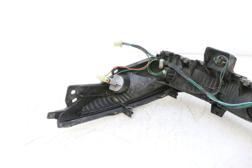 photo de FEU ARRIERE HONDA FJS SILVER WING SILVERWING 400 (2005 - 2008) - Détails caractéristiques