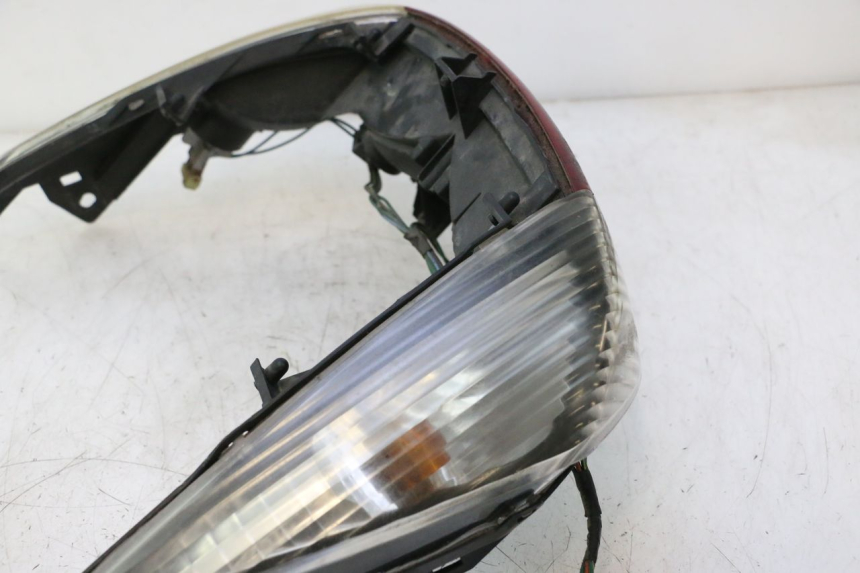 photo de FEU ARRIERE HONDA FJS SILVER WING SILVERWING 400 (2005 - 2008) - Zoom état d’usage