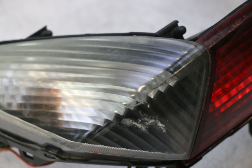 photo de FEU ARRIERE HONDA FJS SILVER WING SILVERWING 400 (2005 - 2008) - Vue d’ensemble