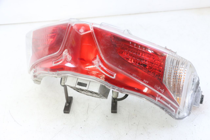 photo de FEU ARRIERE HONDA FORZA ABS 300 (2013 - 2019)