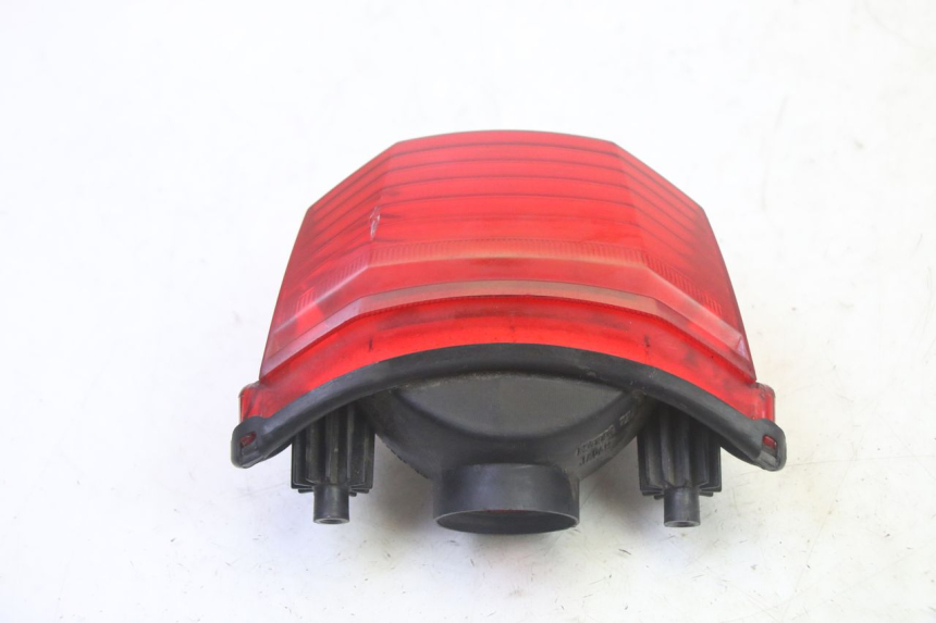 photo de FEU ARRIERE YAMAHA FZ6 N FAZER 600 (2004 - 2006)