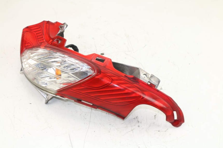 photo de FEU ARRIERE GAUCHE HONDA FES S-WING SWING 125 (2007 - 2015)