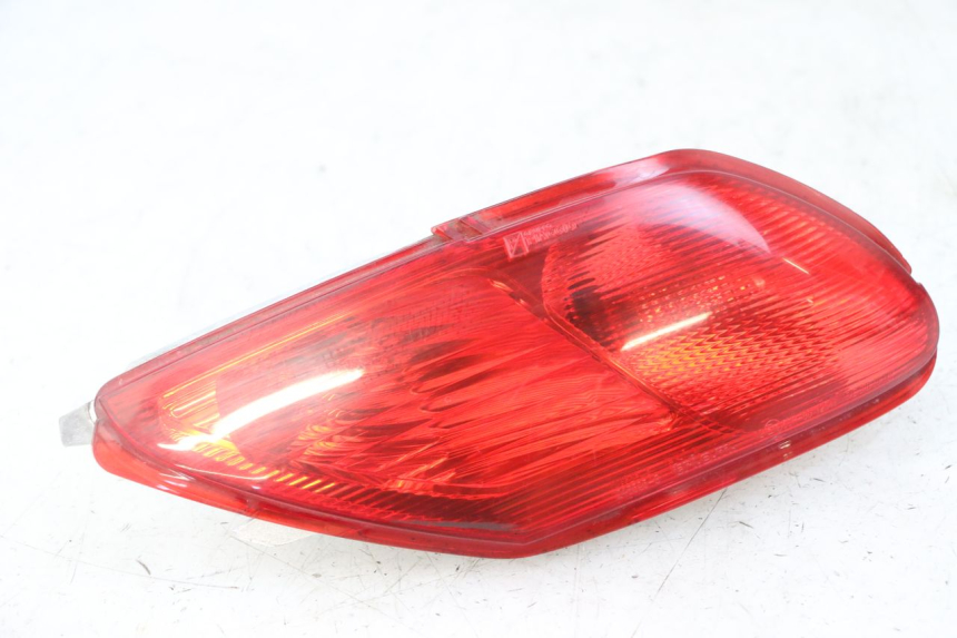 photo de FEU ARRIERE GAUCHE PIAGGIO MP3 LT 300 (2010 - 2016)