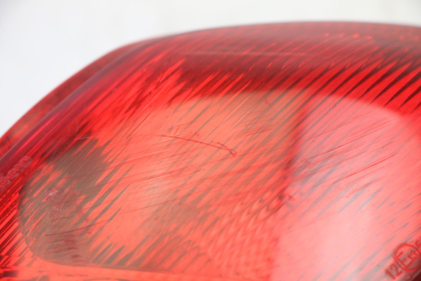 photo de FEU ARRIERE GAUCHE PIAGGIO MP3 LT 300 (2010 - 2016)