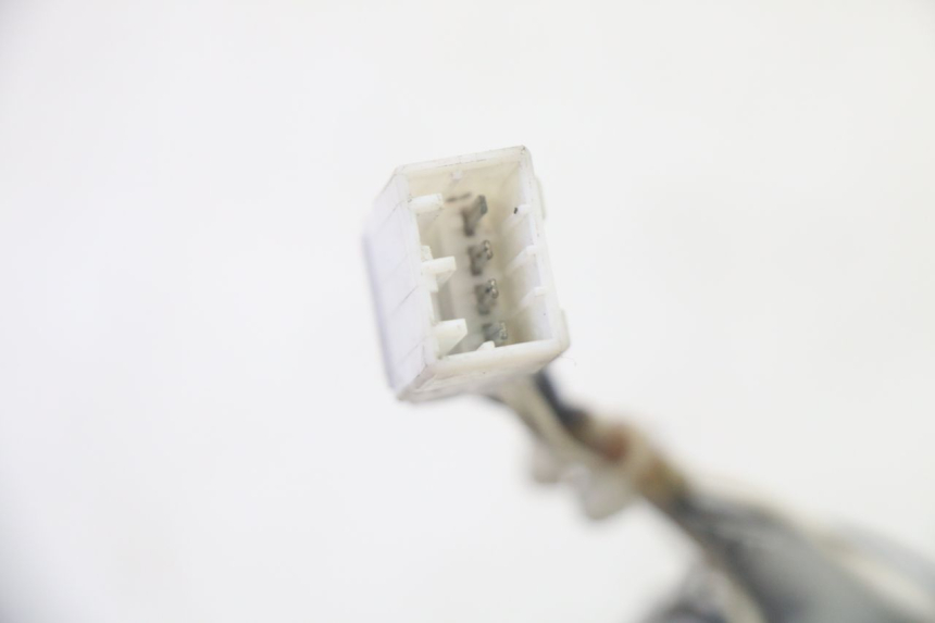 photo de FEU ARRIERE GAUCHE PIAGGIO MP3 LT 400 (2007 - 2012) - État de surface