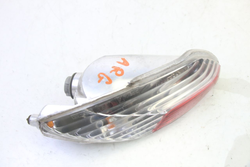 photo de FEU ARRIERE GAUCHE PIAGGIO MP3 125 (2006 - 2014)