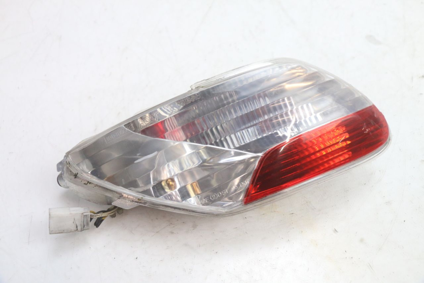 photo de FEU ARRIERE GAUCHE PIAGGIO MP3 125 (2006 - 2014) - Vue principale