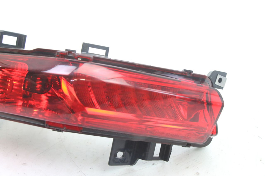 photo de FEU ARRIERE GAUCHE PIAGGIO MP3 500 (2014 - 2016)