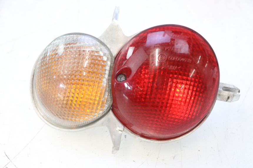 photo de FEU ARRIERE GAUCHE YAMAHA YP MAJESTY 125 (2007 - 2010) - Vue principale
