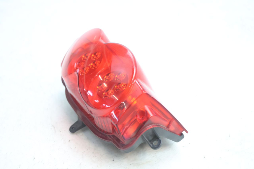 photo de FEU ARRIERE GILERA GP 800 (2007 - 2013) - Zoom état d’usage