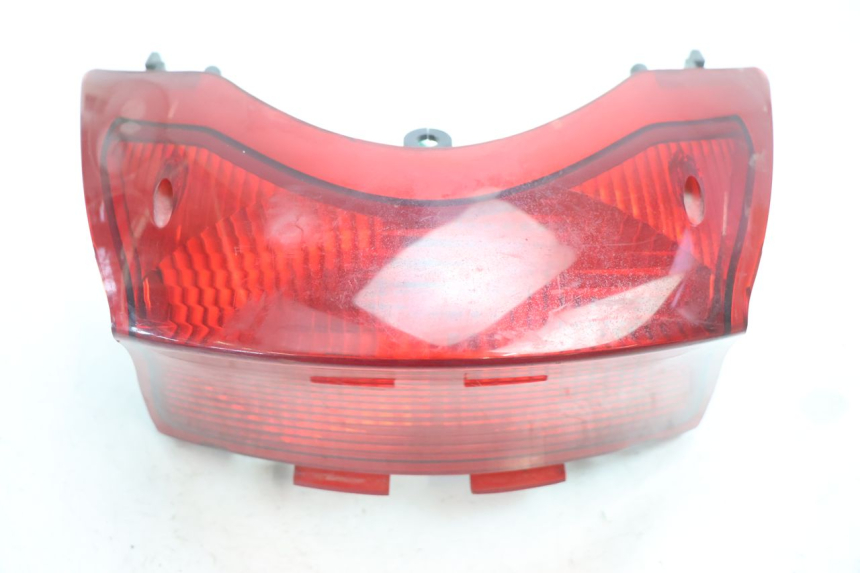photo de FEU ARRIERE KYMCO GRAND DINK 125 (2008 - 2014) - Autre angle de vue