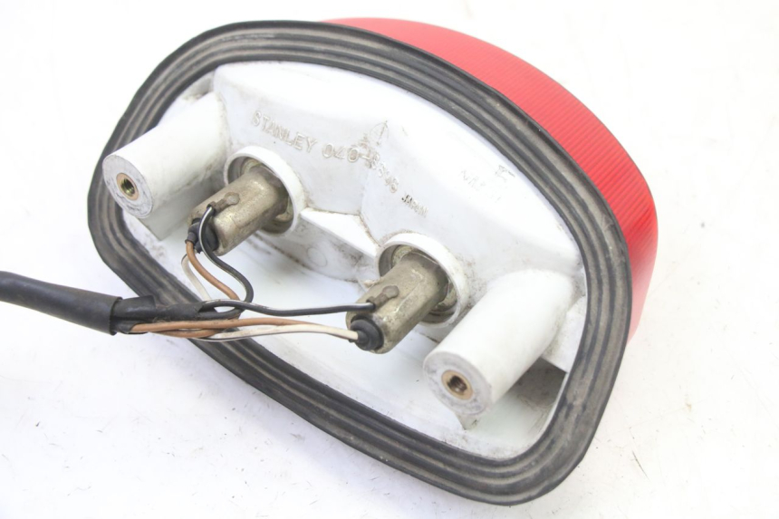 photo de FEU ARRIERE SUZUKI GS GSE 500 (2001 - 2003)