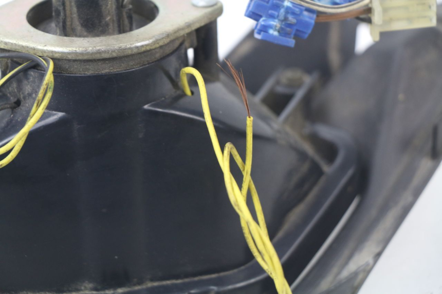 photo de FEU ARRIERE SUZUKI GSF N BANDIT 600 (1996 - 1999) - Vue d’ensemble