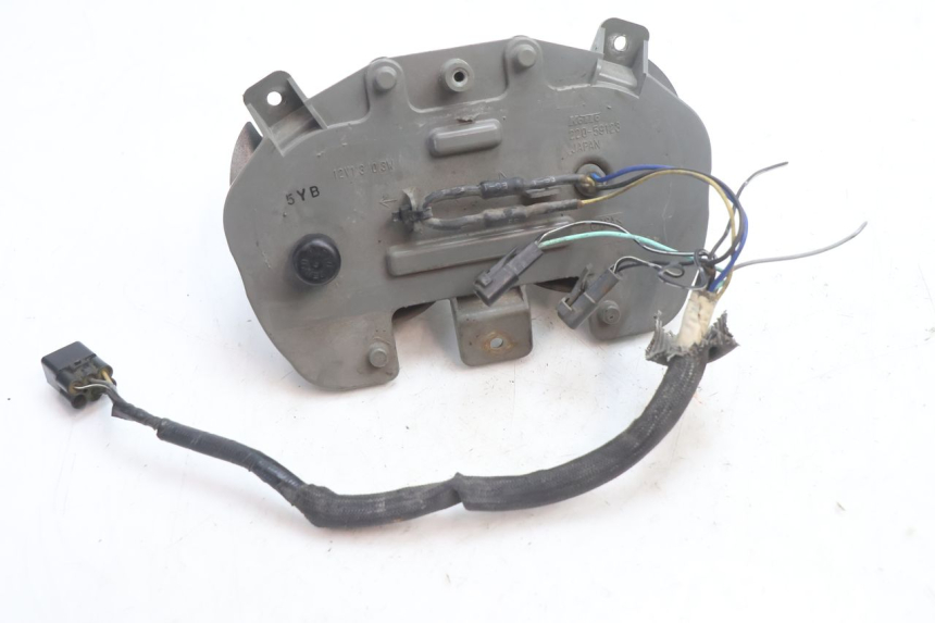 photo de FEU ARRIERE SUZUKI GSR 600 (2005 - 2012) - Vue d’ensemble