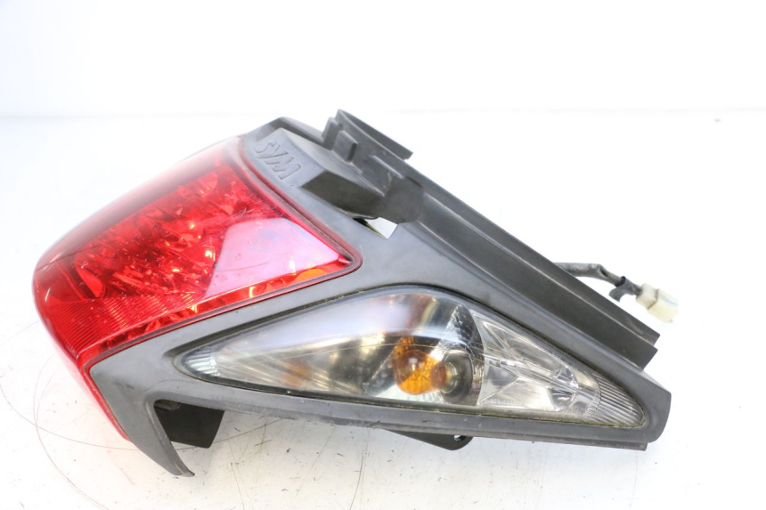 photo de FEU ARRIERE SYM GTS EVO 125 (2009 - 2013) - Vue d’ensemble
