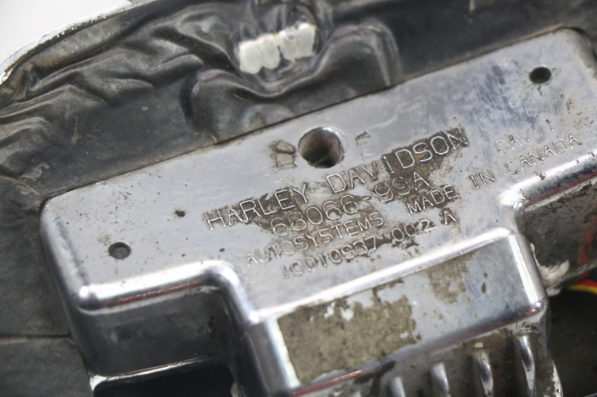 photo de FEU ARRIERE HARLEY DAVIDSON SPORTSTER XL CUSTOM 883 (1999 - 2006)