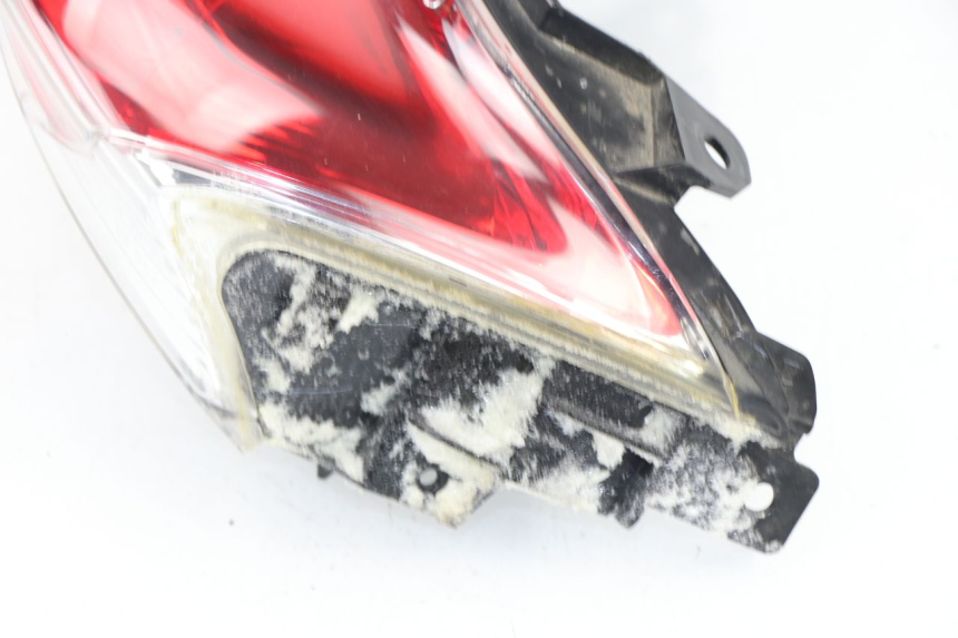 photo de FEU ARRIERE HONDA PCX (JF28) 125 (2009 - 2011)