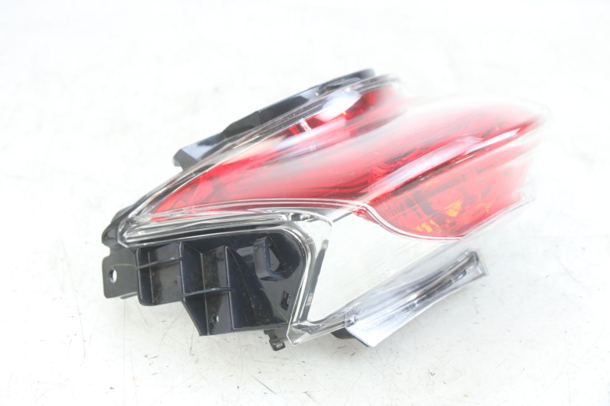 photo de FEU ARRIERE HONDA PCX (JF47) 125 (2012 - 2013)