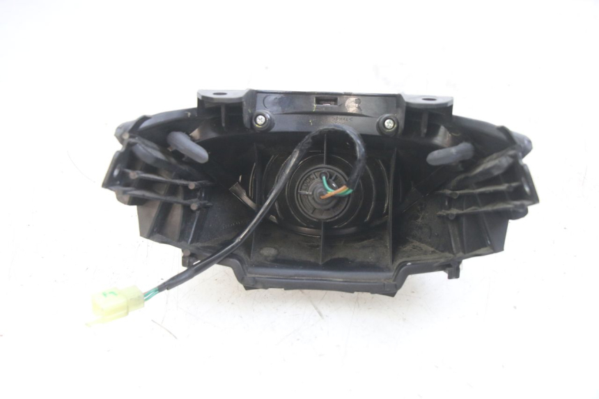 photo de FEU ARRIERE HONDA PCX (JF47) 125 (2012 - 2013)