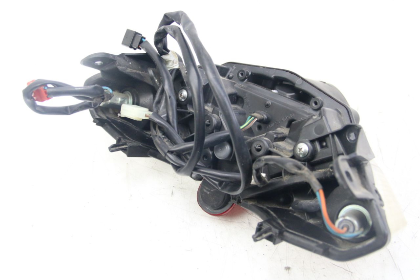 photo de FEU ARRIERE HONDA VISION NSC R 50 (2013 - 2015)